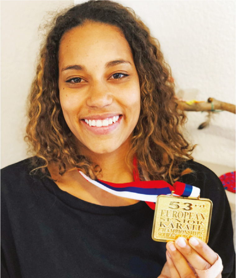 Penthaz – Karaté, médaille d’or décrochée par une éducatrice sociale de la MEP